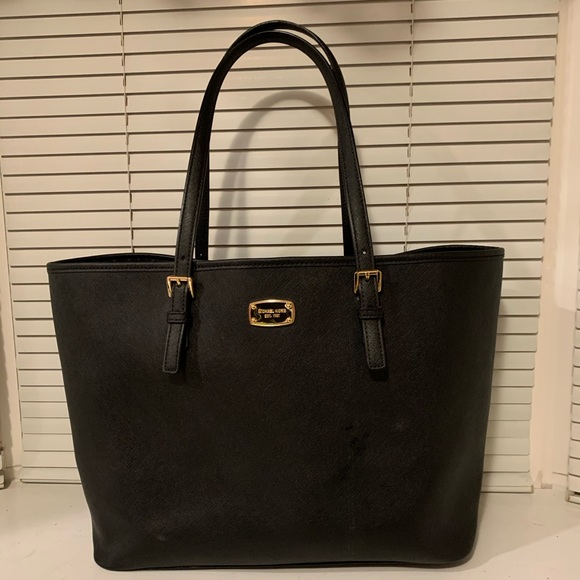 Michael Kors Handbags - Michael Kors large tote